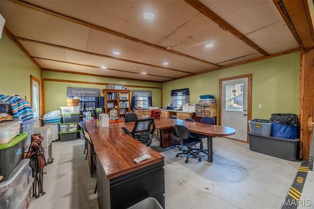 2001 Beck Lane, Lebanon, MO 65536