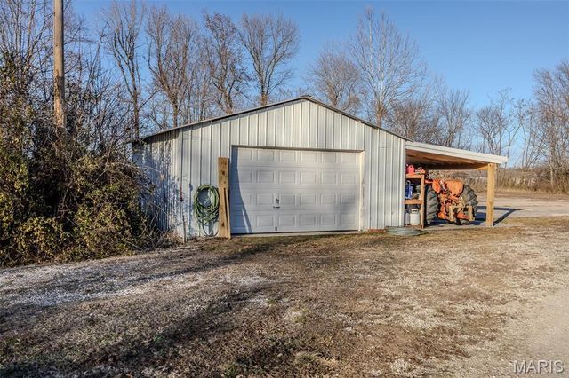 2001 Beck Lane, Lebanon, MO 65536
