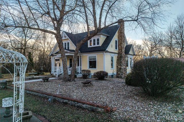 2001 Beck Lane, Lebanon, MO 65536