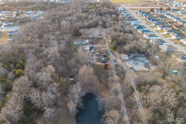 2001 Beck Lane, Lebanon, MO 65536