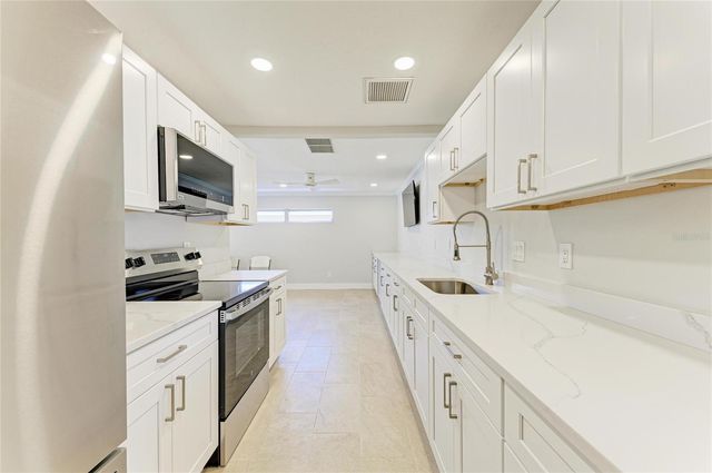 1218 MOONMIST CIRCLE S2, Sarasota, FL 34242
