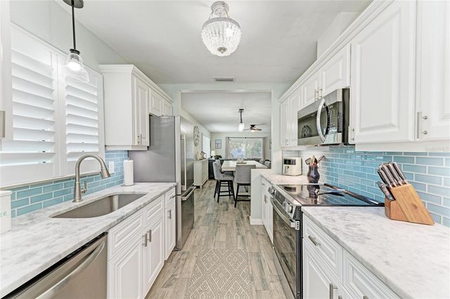 1218 MOONMIST CIRCLE S2, Sarasota, FL 34242