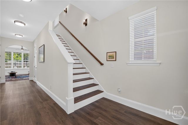 706 W 44th Street, Savannah, GA 31405