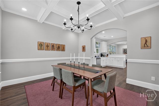 706 W 44th Street, Savannah, GA 31405
