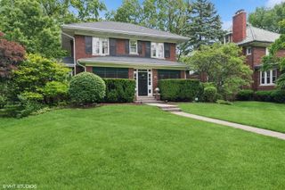 739 Jackson Avenue, River Forest, IL 60305
