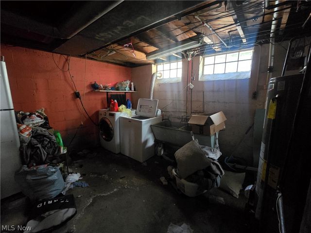 19403 Ridgewood Avenue, Warrensville Heights, OH 44122