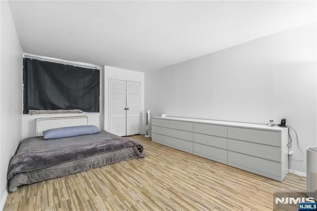 2150 Center Avenue 16A, Fort Lee, NJ 07024