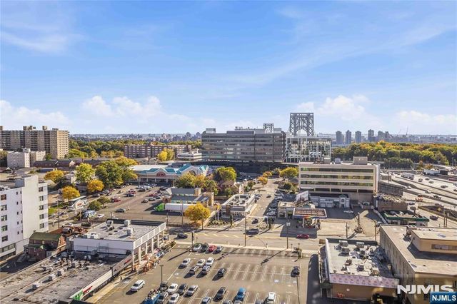 2150 Center Avenue 16A, Fort Lee, NJ 07024