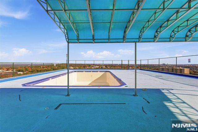 2150 Center Avenue 16A, Fort Lee, NJ 07024