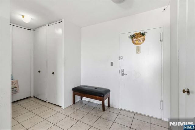 2150 Center Avenue 16A, Fort Lee, NJ 07024