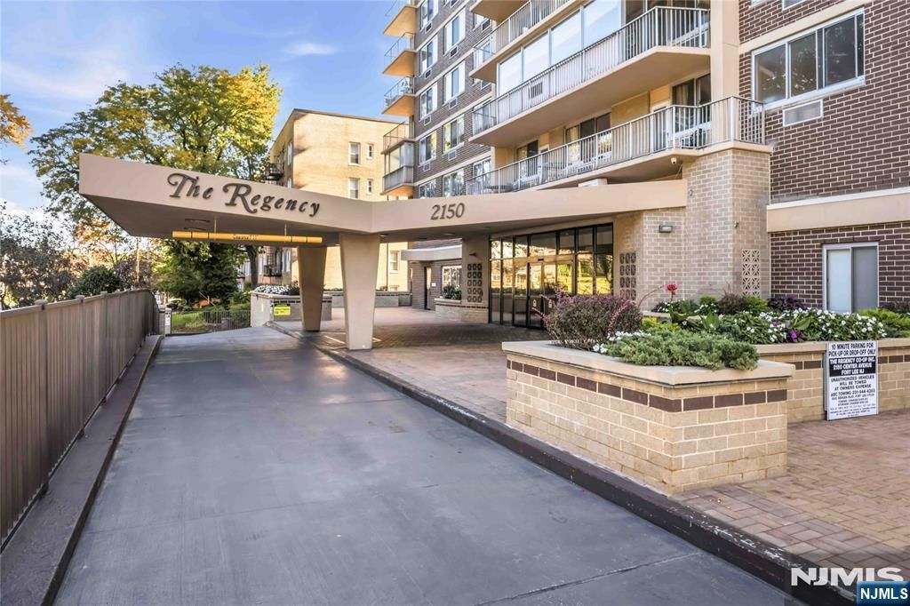 2150 Center Avenue 16A, Fort Lee, NJ 07024
