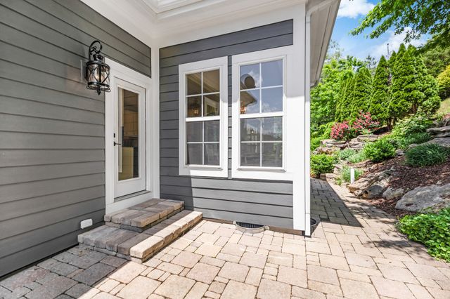5594 Carters Creek Pike, Thompsons Station, TN 37179