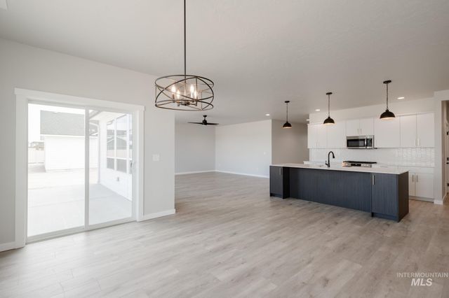 5387 W Yarnell St, Eagle, ID 83616