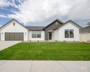 5387 W Yarnell St, Eagle, ID 83616