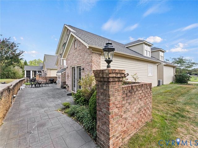 5530 Villa Green Dr, Providence Forge, VA 23140