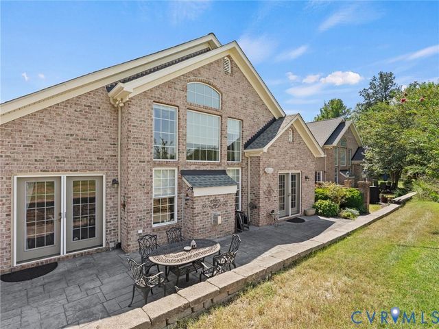 5530 Villa Green Dr, Providence Forge, VA 23140