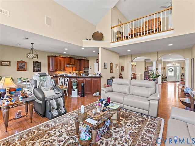 5530 Villa Green Dr, Providence Forge, VA 23140