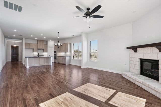 613 Brazos Drive, Van Alstyne, TX 75495