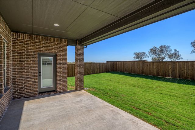 613 Brazos Drive, Van Alstyne, TX 75495