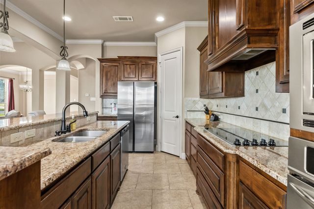 7206 Cattle Barron Court, Midlothian, TX 76065