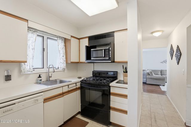 1784 Rolling Ridge Lane, Toms River, NJ 08755