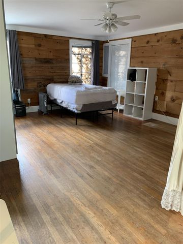 2107 Eva ST, Austin, TX 78704