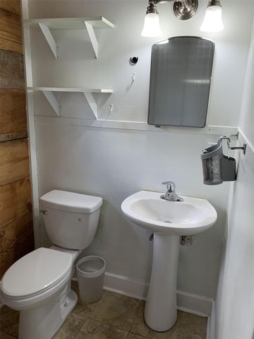 2107 Eva ST, Austin, TX 78704