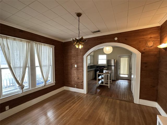 2107 Eva ST, Austin, TX 78704