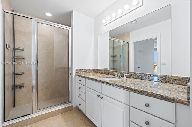 3001 NE 185th Street 716, Aventura, FL 33180