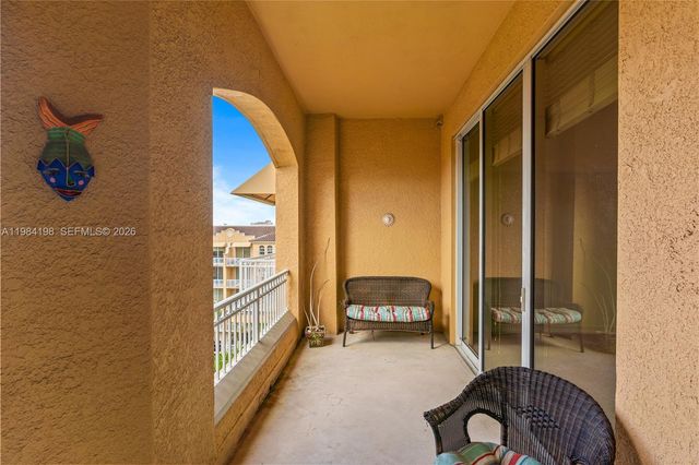 3001 NE 185th Street 716, Aventura, FL 33180