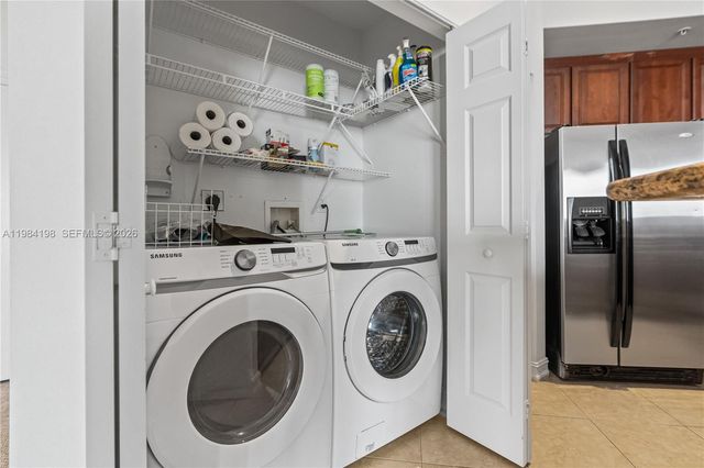3001 NE 185th Street 716, Aventura, FL 33180