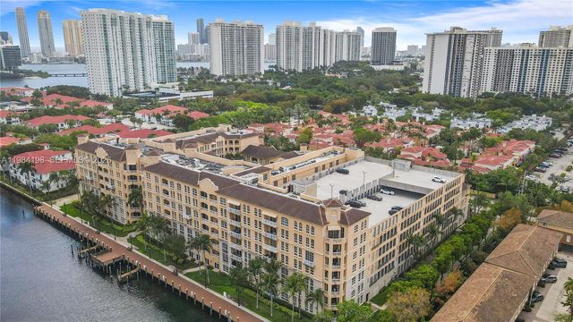 3001 NE 185th Street 716, Aventura, FL 33180