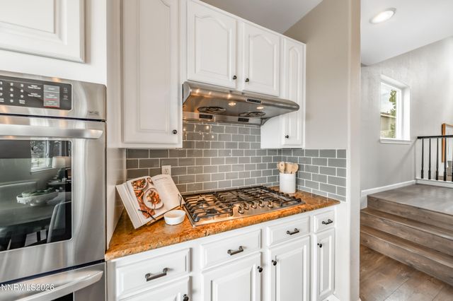 2880 Thistle Belle Court, Sparks, NV 89436