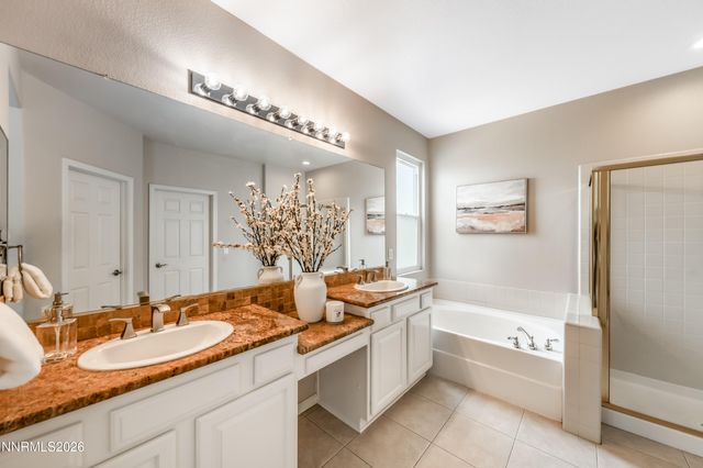 2880 Thistle Belle Court, Sparks, NV 89436