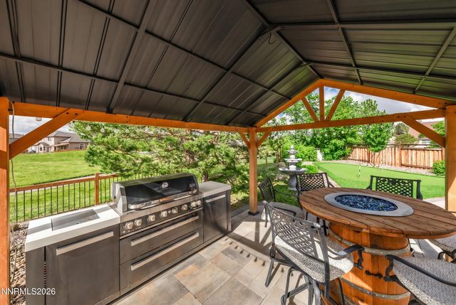 2880 Thistle Belle Court, Sparks, NV 89436