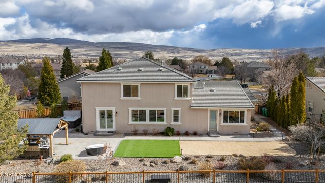 2880 Thistle Belle Court, Sparks, NV 89436