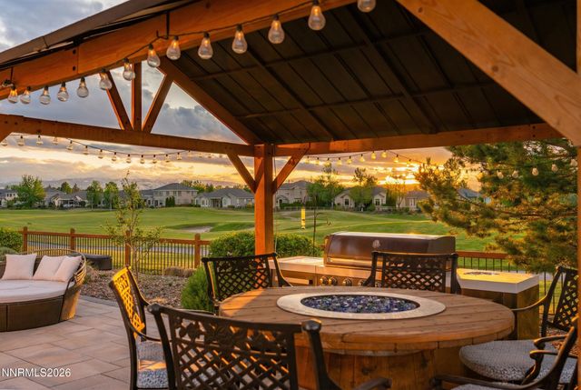 2880 Thistle Belle Court, Sparks, NV 89436