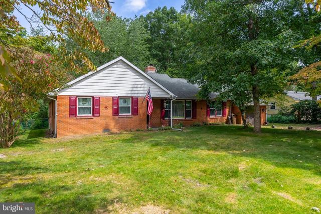 12 N LAKESIDE DR W, Medford, NJ 08055