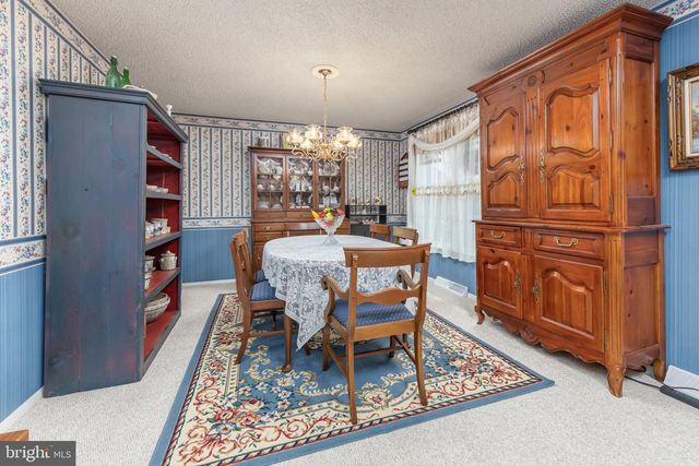 12 N LAKESIDE DR W, Medford, NJ 08055