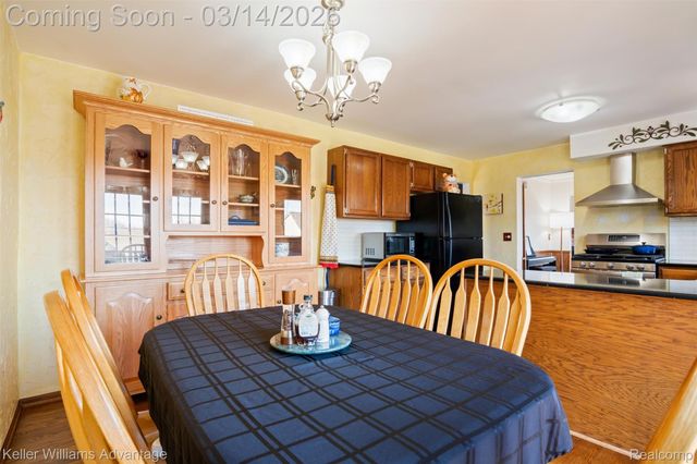 23828 Harvest Drive, Novi, MI 48375