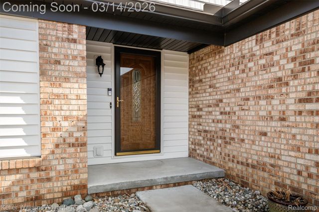 23828 Harvest Drive, Novi, MI 48375