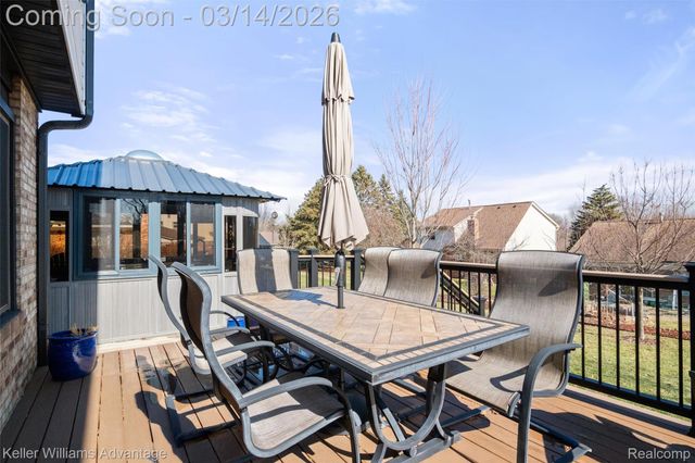 23828 Harvest Drive, Novi, MI 48375