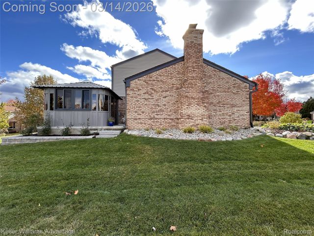 23828 Harvest Drive, Novi, MI 48375