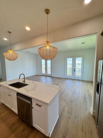 13014 Buccaneer Parkway, Freeport, TX 77541