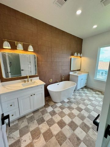 13014 Buccaneer Parkway, Freeport, TX 77541