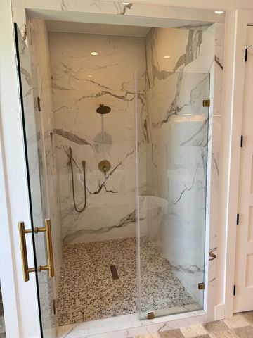 13014 Buccaneer Parkway, Freeport, TX 77541