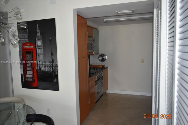 6365 Collins Avenue 1211, Miami Beach, FL 33141