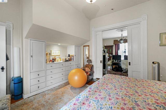742 B St, Hayward, CA 94541