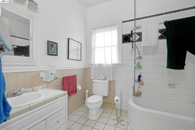 742 B St, Hayward, CA 94541