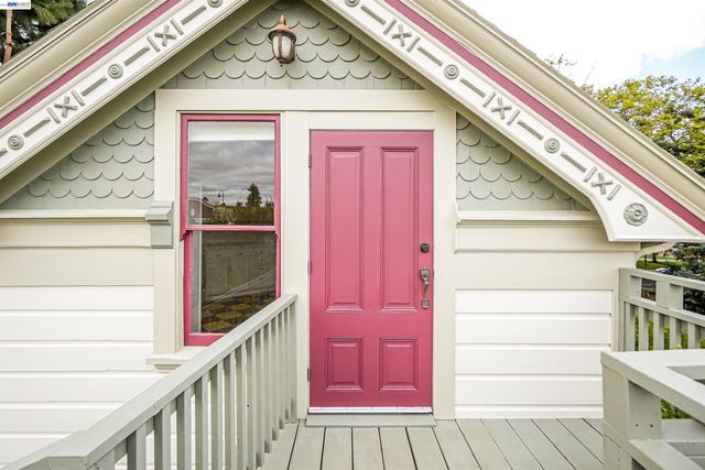742 B St, Hayward, CA 94541